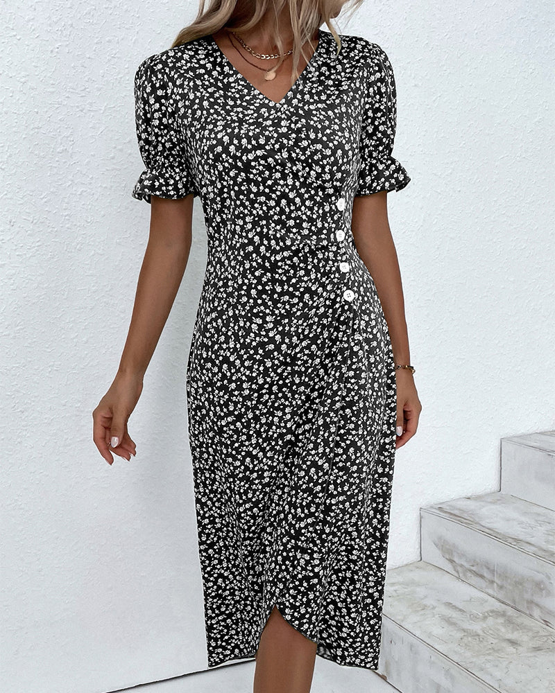 Alexandra - Floral dress with belly coverage
