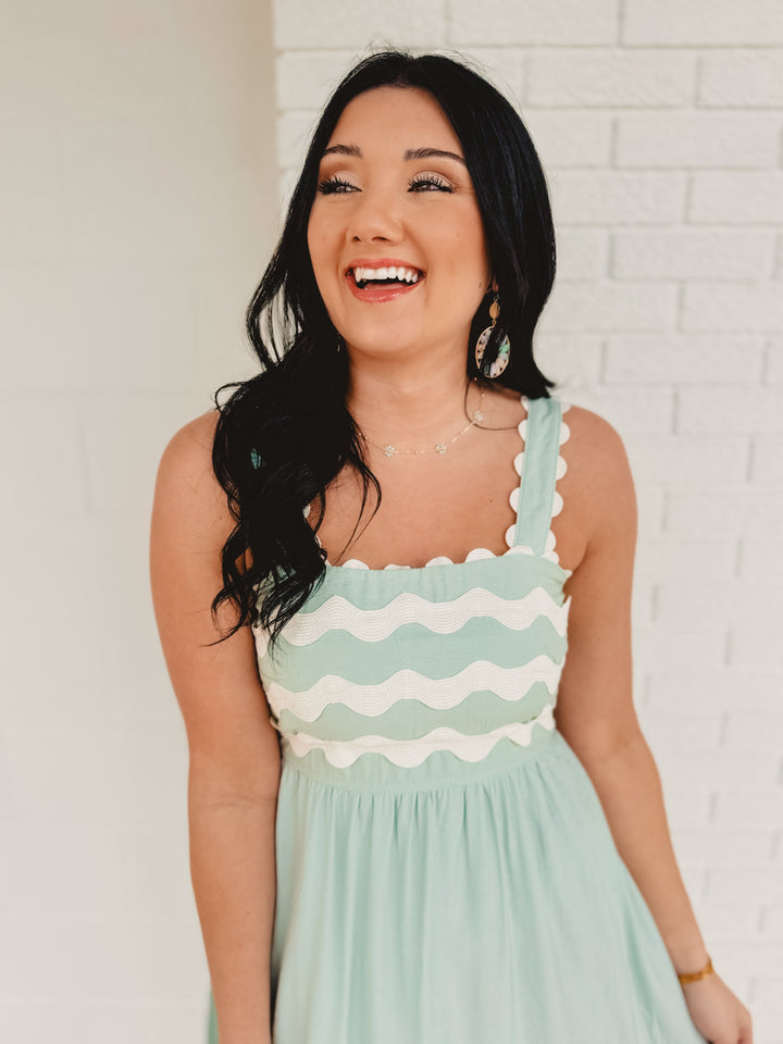 Scallop Detailed Midi Dress - Sage