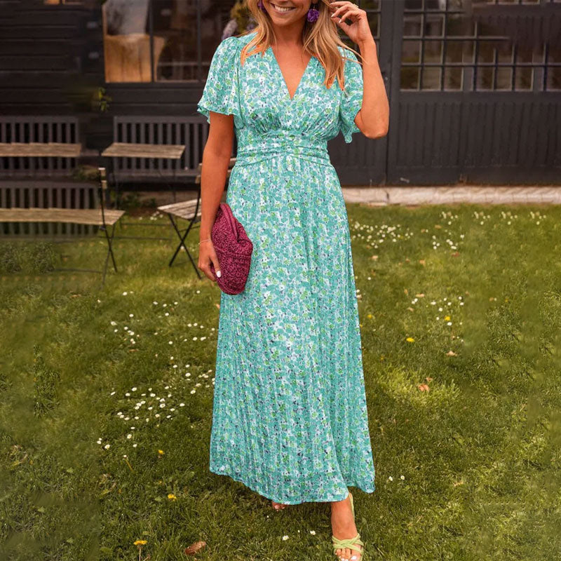 Charlotte | Classic V-neck dress